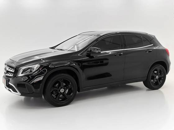 MERCEDES-BENZ GLA 200 1.6 CGI FLEX ADVANCE 7G-DCT